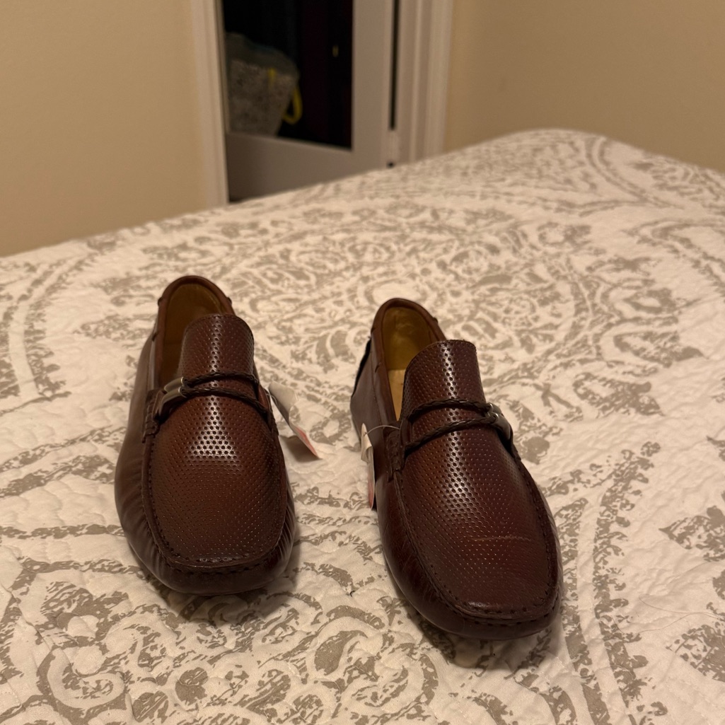 Moving Sale Saks Fifth Avenue Men Loafer Nwt — image 2 of 5